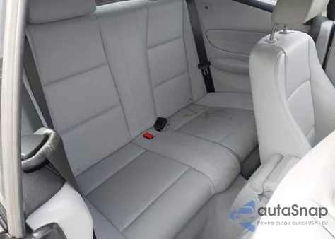 2010 BMW 128I из США, поврежденный, VIN WBAUN1C55AVH81988